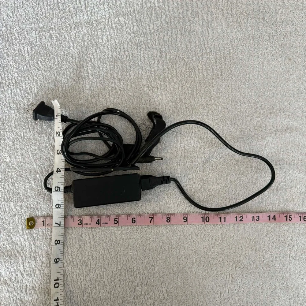HP Black Laptop Power Adapter Charger One Size